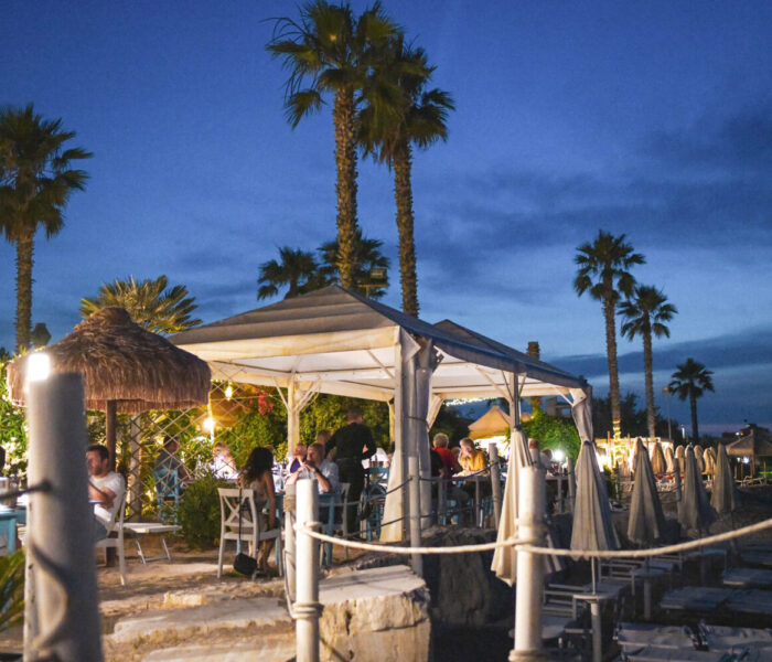 Cena sulla spiaggia Ciambi beach