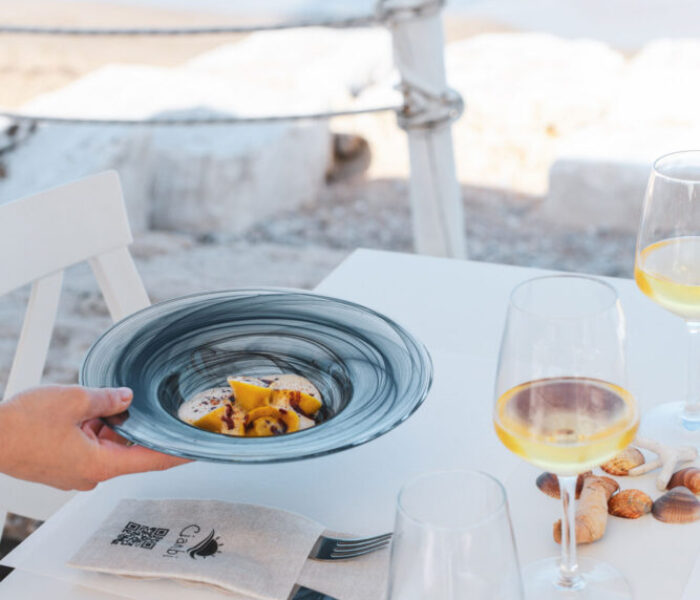 Pranzo sulla spiaggia Ciambi beach